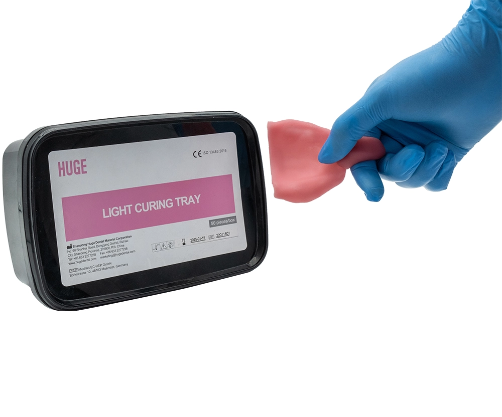 軽い硬化トレイ材料