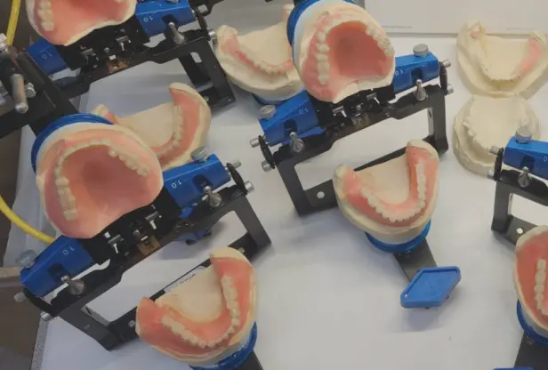 3.従来の完全な義歯の解決